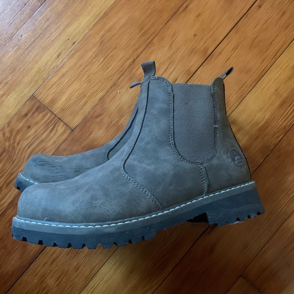 Tan Chelsea Boots